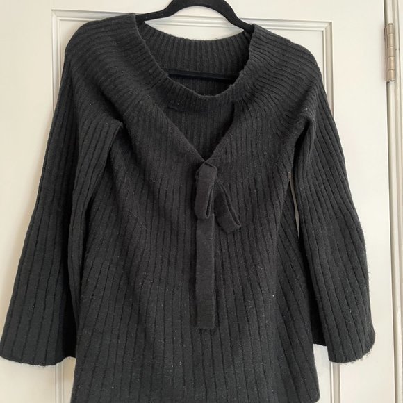 Lauren Conrad Size Small Maternity Black Sweater (Bow on Back / Small‎ Cu… - Picture 2 of 3